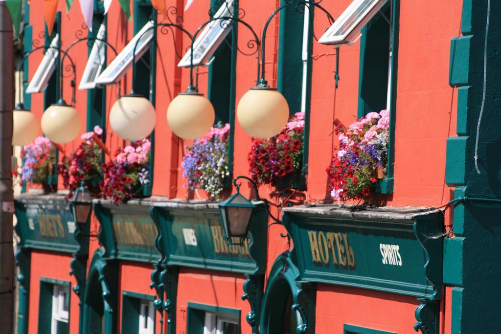 Bridge Hotel 애클로 외부 사진